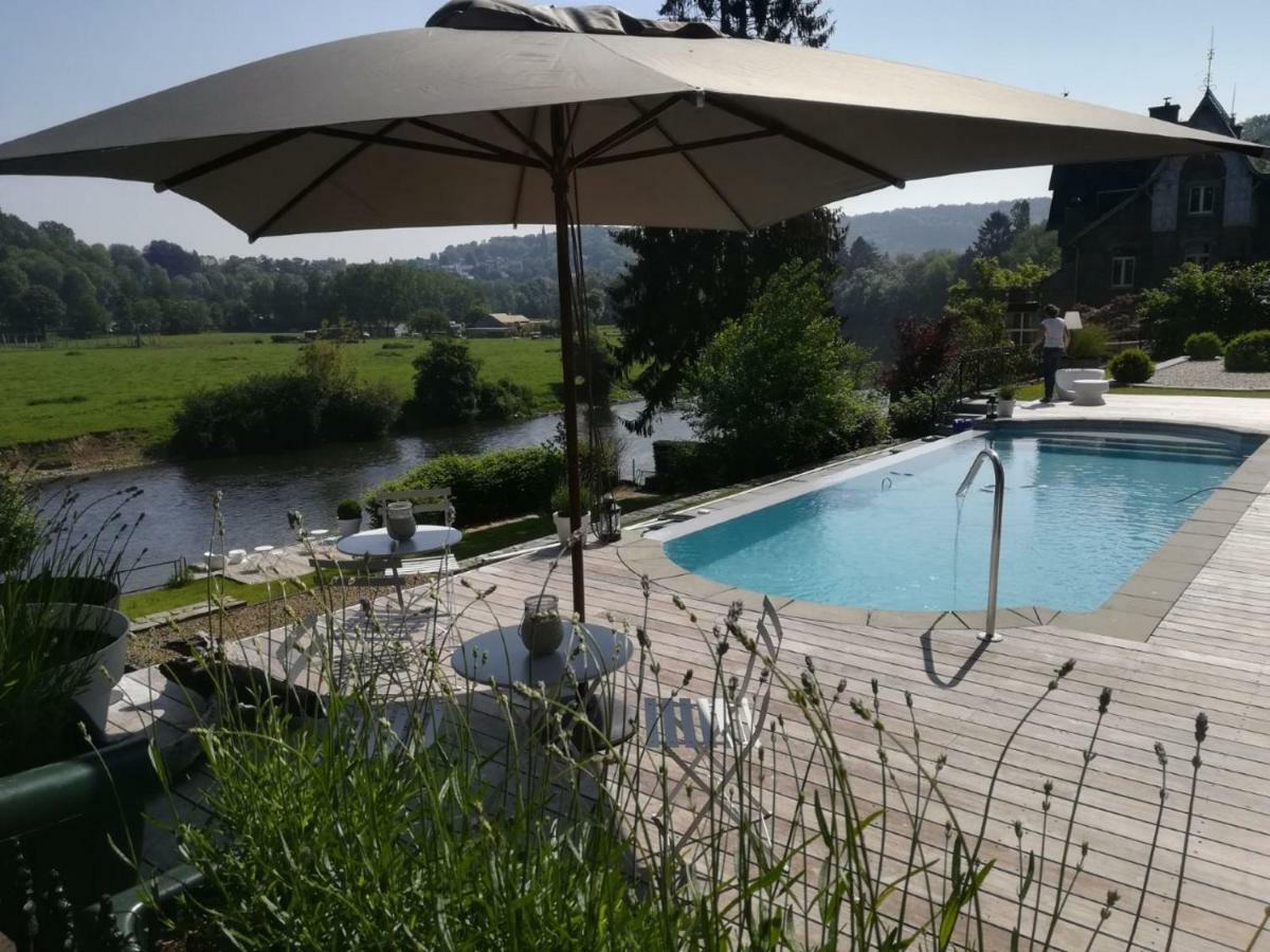 Chateau Martin Esneux Luaran gambar